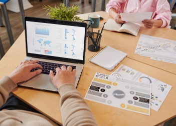 Conservatori incerti.Gli agenti di commercio si confrontano con il futuro Conservatori incerti.Gli agenti di commercio si confrontano con il futuro